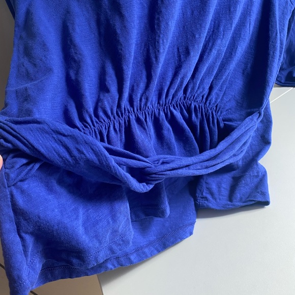 Anthropologie (Pilcro) long sleeved tshirt with front peplum and twist detail - Picture 6 of 6